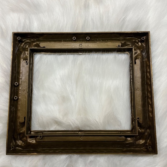 Vintage 1969 Trieste Gold Ornate Plastic Frame - Picture 3 of 4